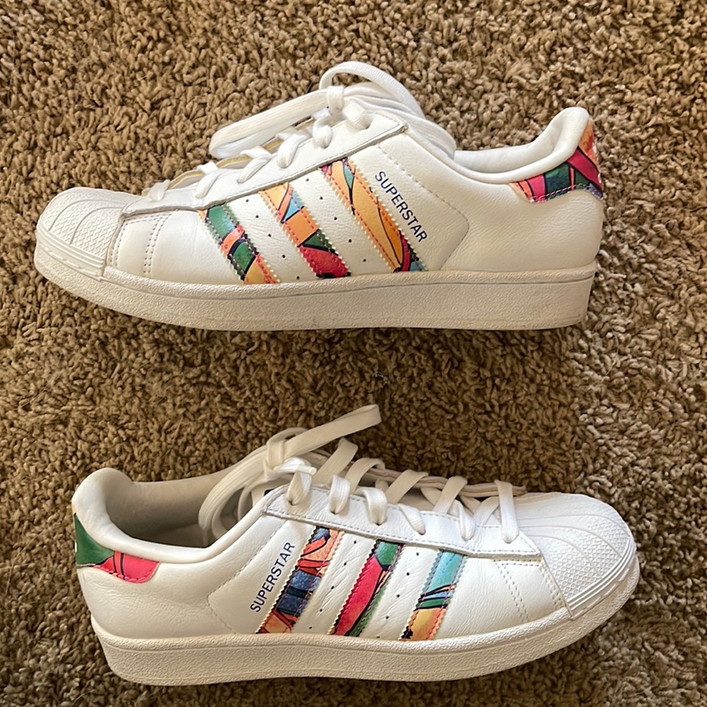 Adidas superstar banana print good condition